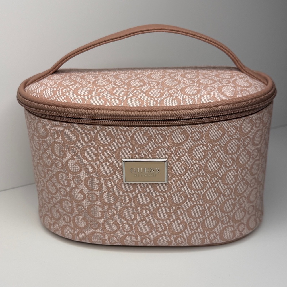 New Guess Pink Large Cosmetic Bag Vanity Case Pouch Travel Bag - Picture 1 of 9